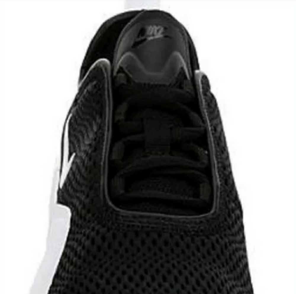 Shoes - Picture 4 of 8